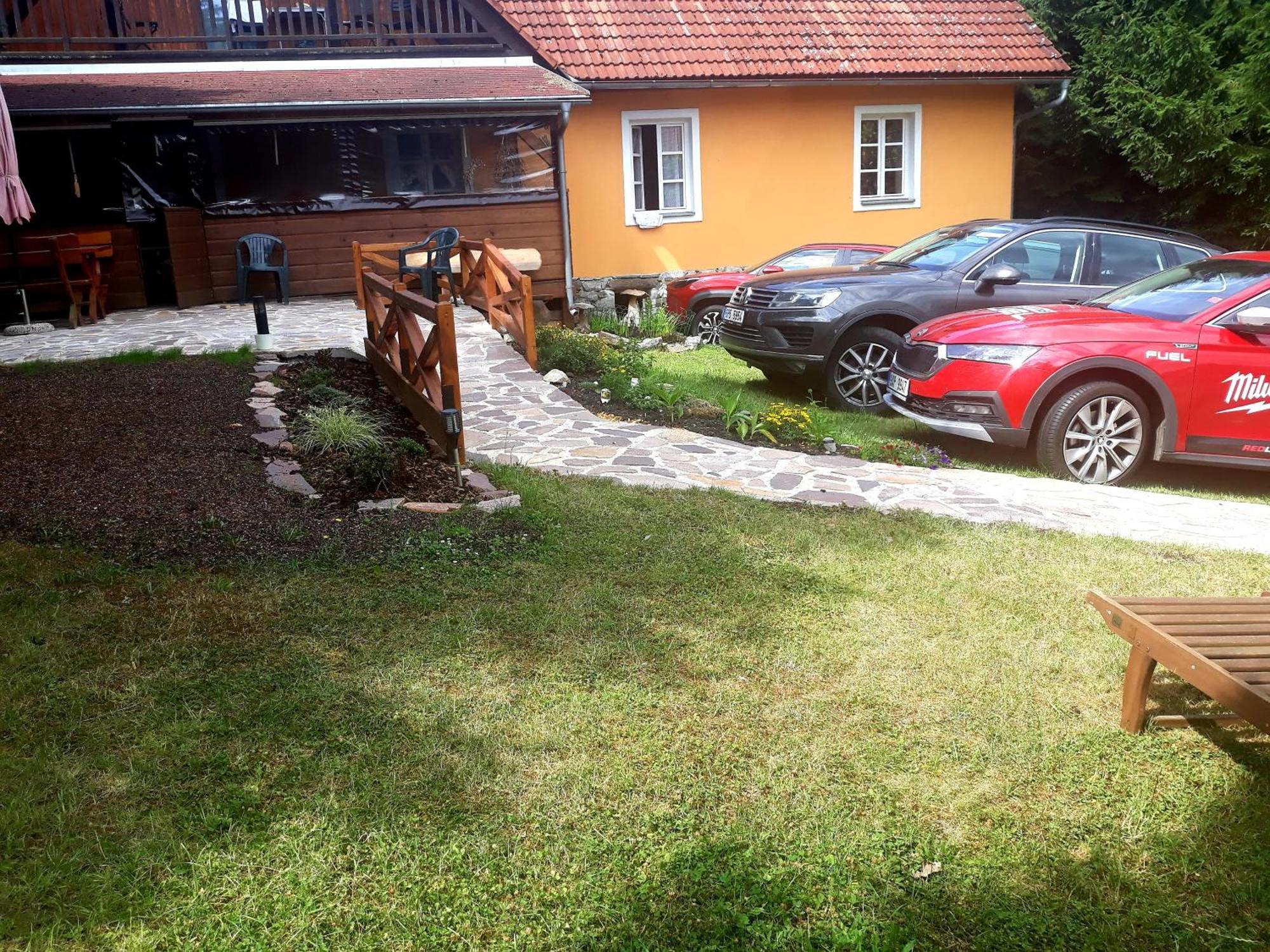 贝拉维塔酒店 Český Krumlov 外观 照片
