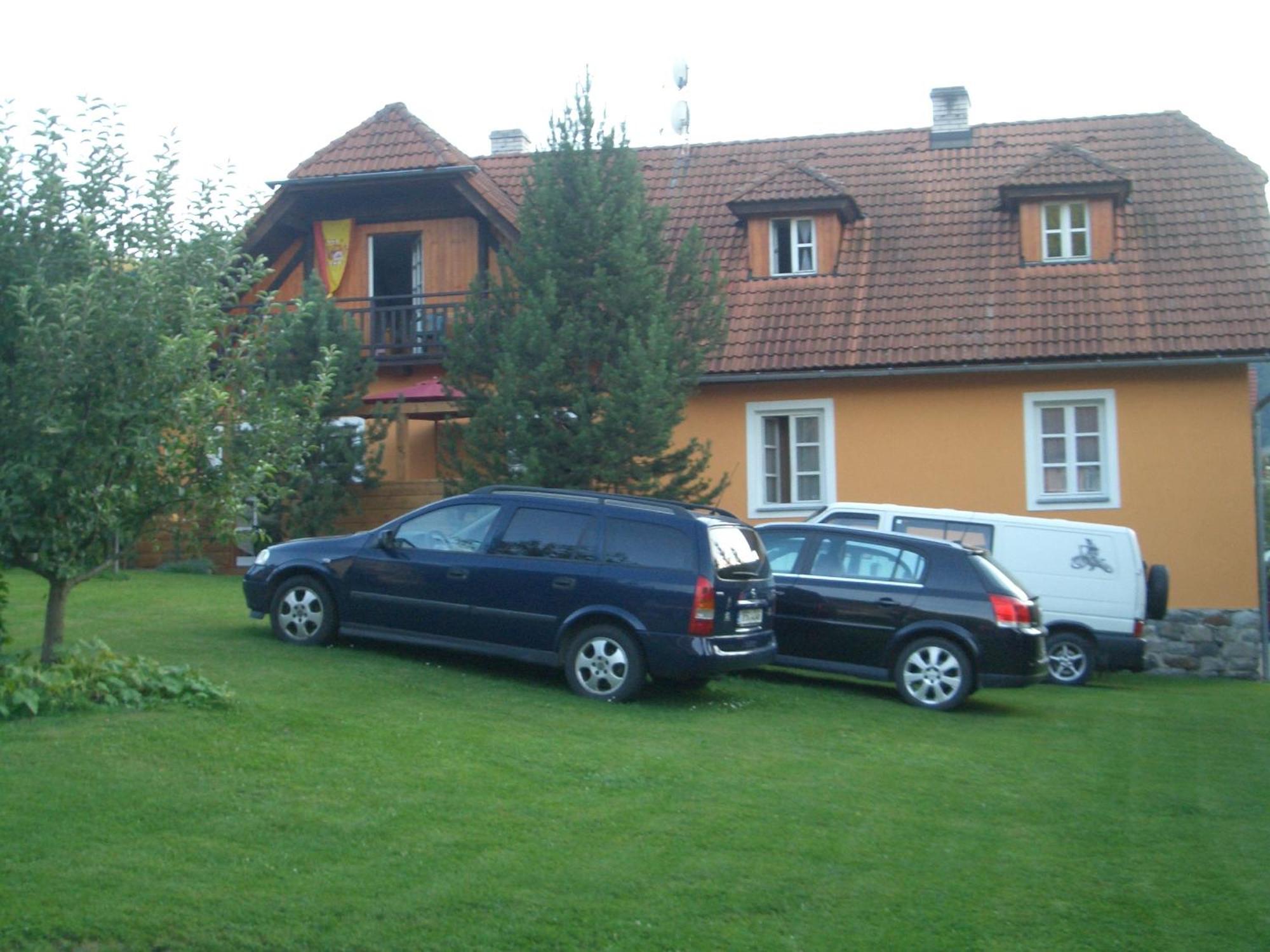 贝拉维塔酒店 Český Krumlov 外观 照片